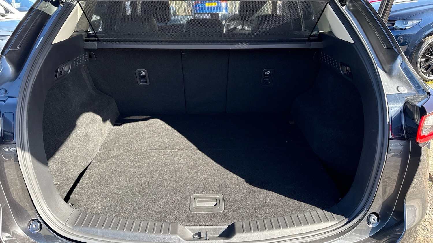 Used Mazda CX-5 2023 for sale - 77930484: Photo 4