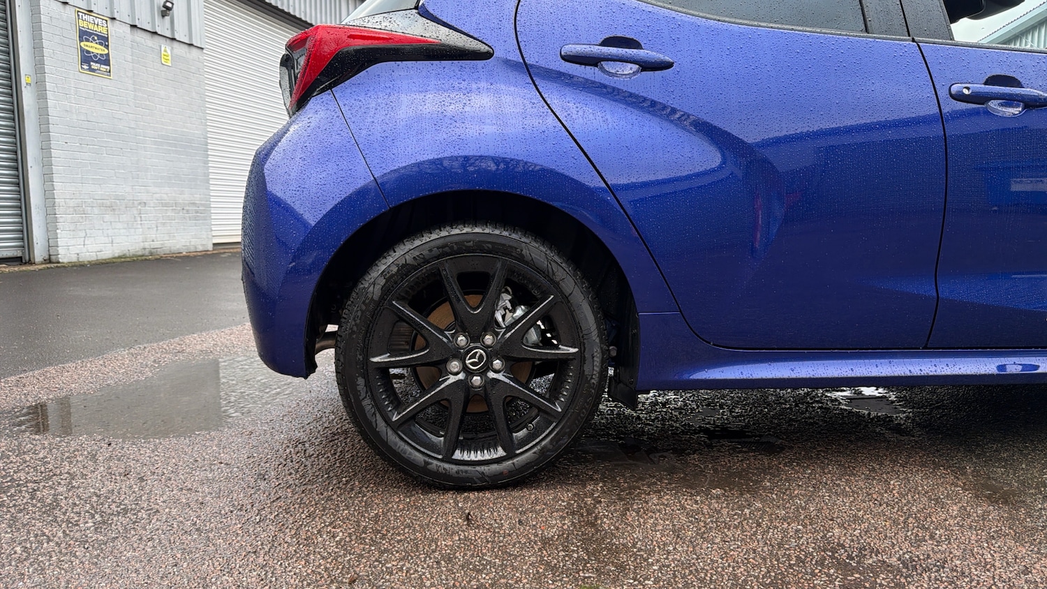 Used Mazda Mazda2 HYBRID 2025 for sale - 76877351: Photo 7