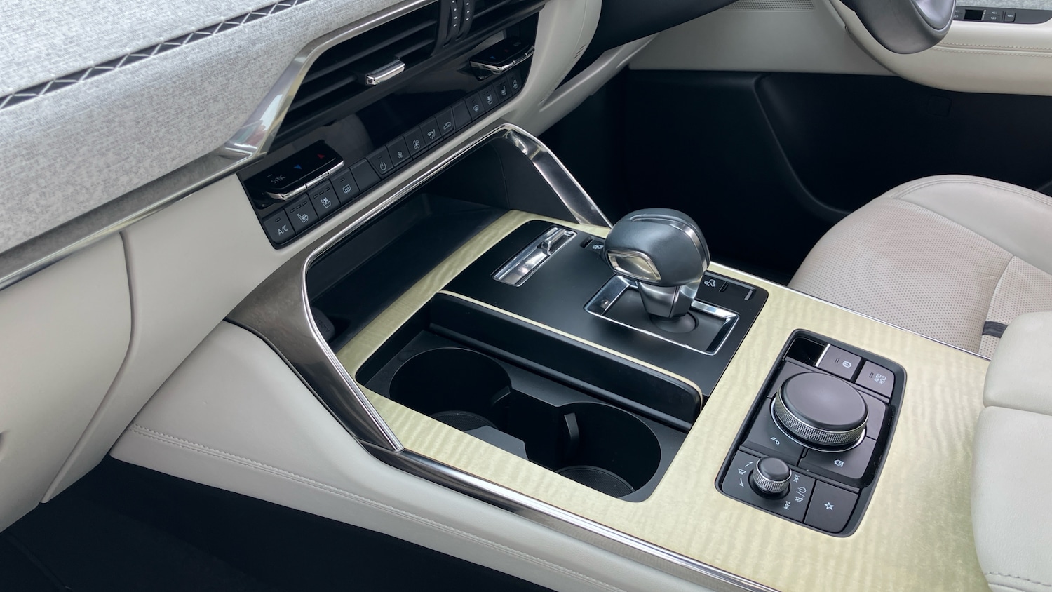 Used Mazda CX-60 2022 for sale - 77998244: Photo 13