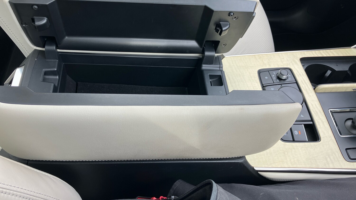 Used Mazda CX-60 2022 for sale - 77998244: Photo 47