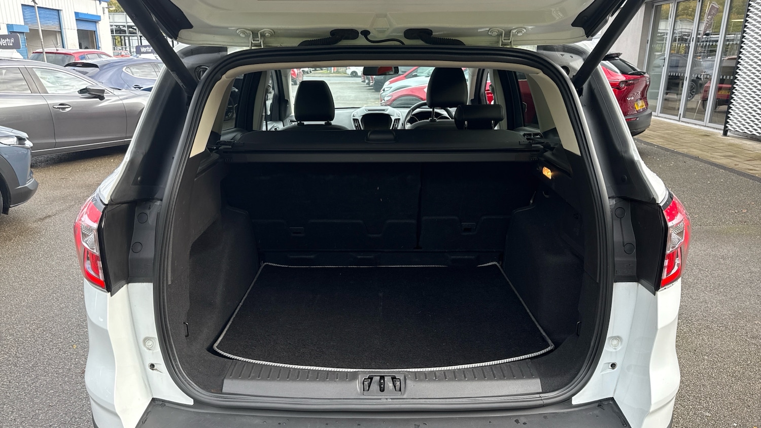 Used Ford Kuga 2019 for sale - 76335086: Photo 4