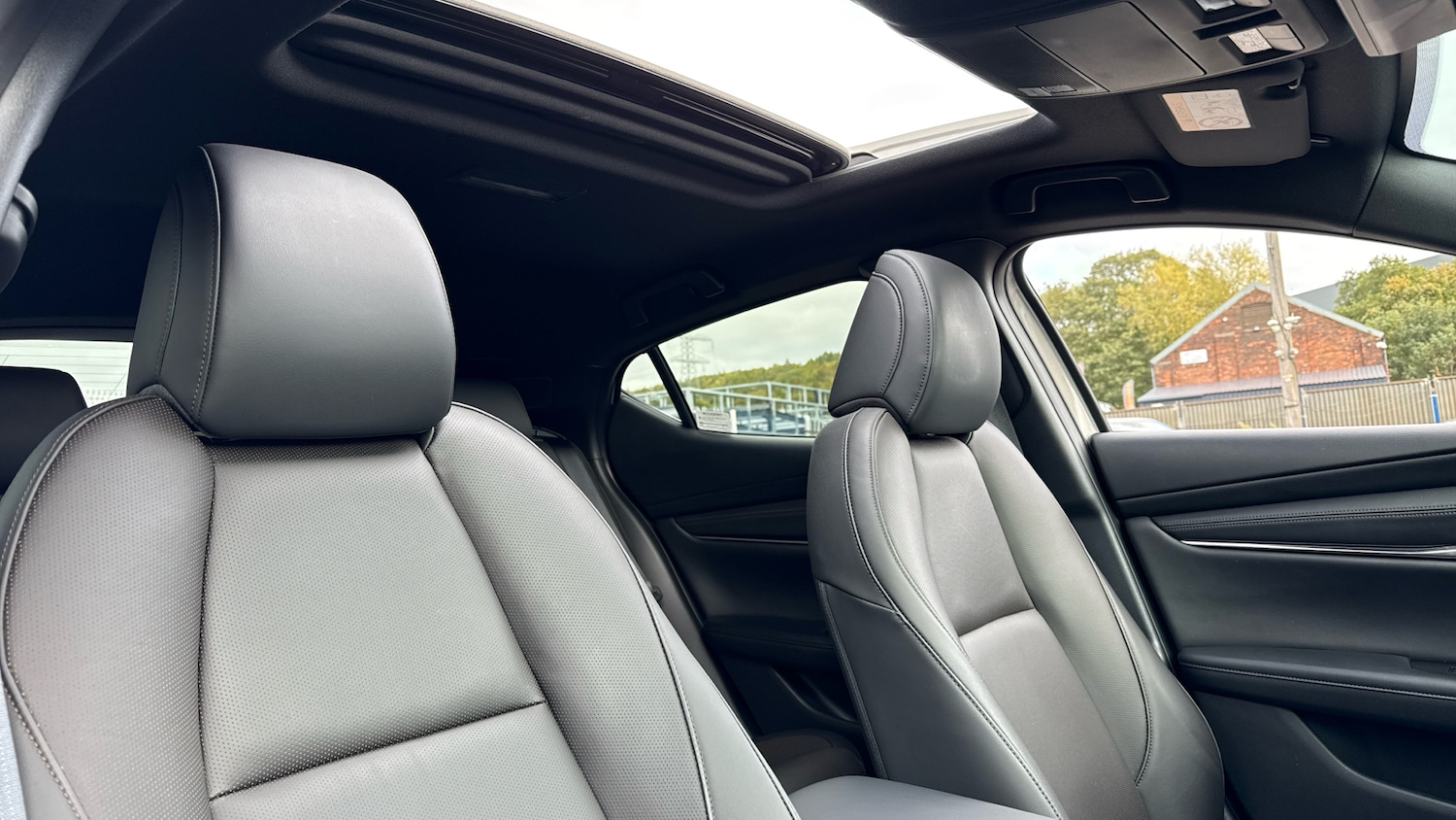 Used Mazda Mazda3 2025 for sale - 76534303: Photo 27