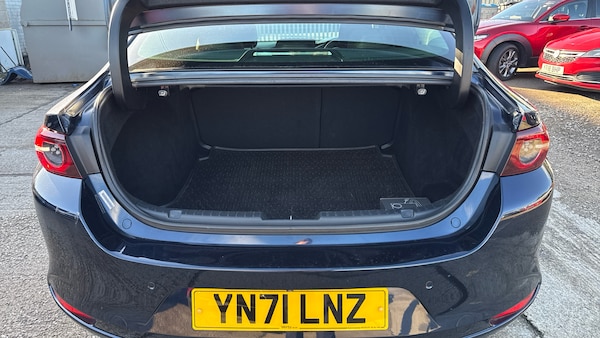 Used Mazda Mazda3 2021 for sale - 76299691: Photo 4