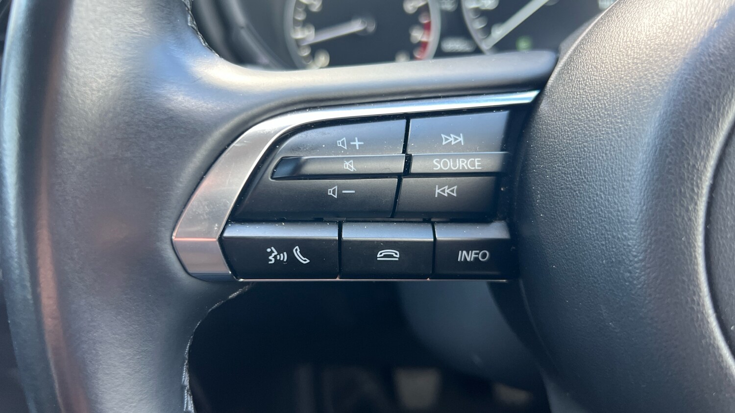 Used Mazda CX-30 2025 for sale - 76863715: Photo 33