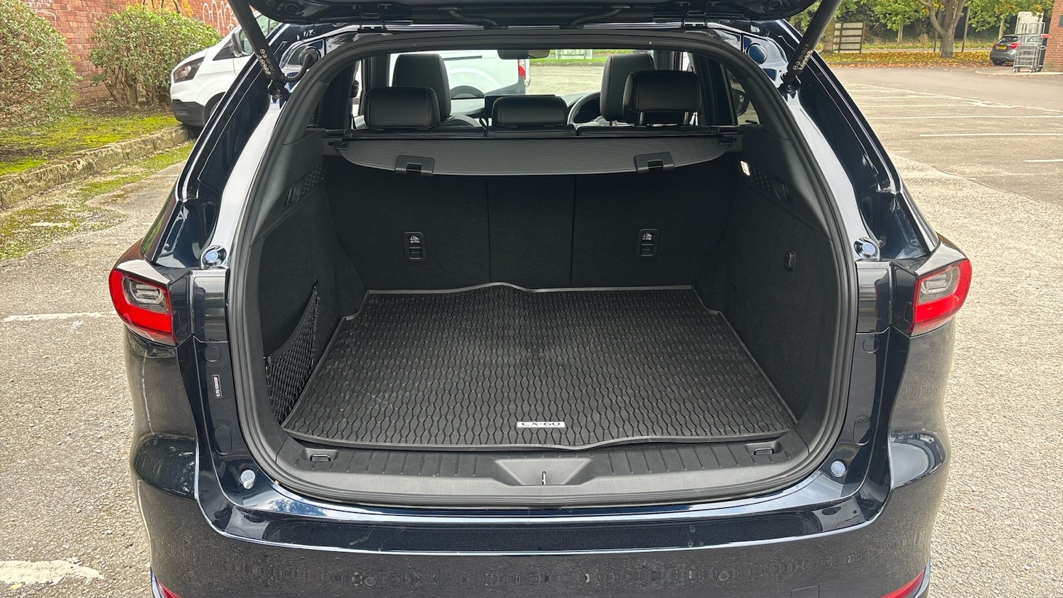 Used Mazda CX-60 2025 for sale - 77072968: Photo 4