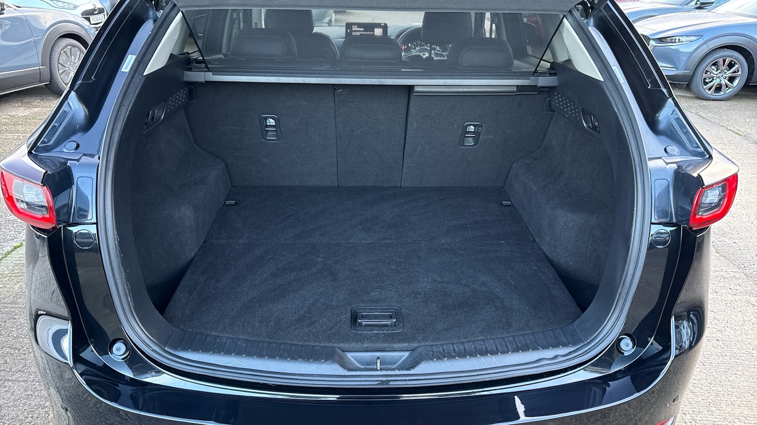 Used Mazda CX-5 2023 for sale - 76892898: Photo 4