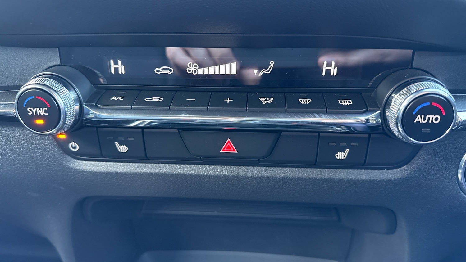 Used Mazda CX-30 2024 for sale - 77062047: Photo 21