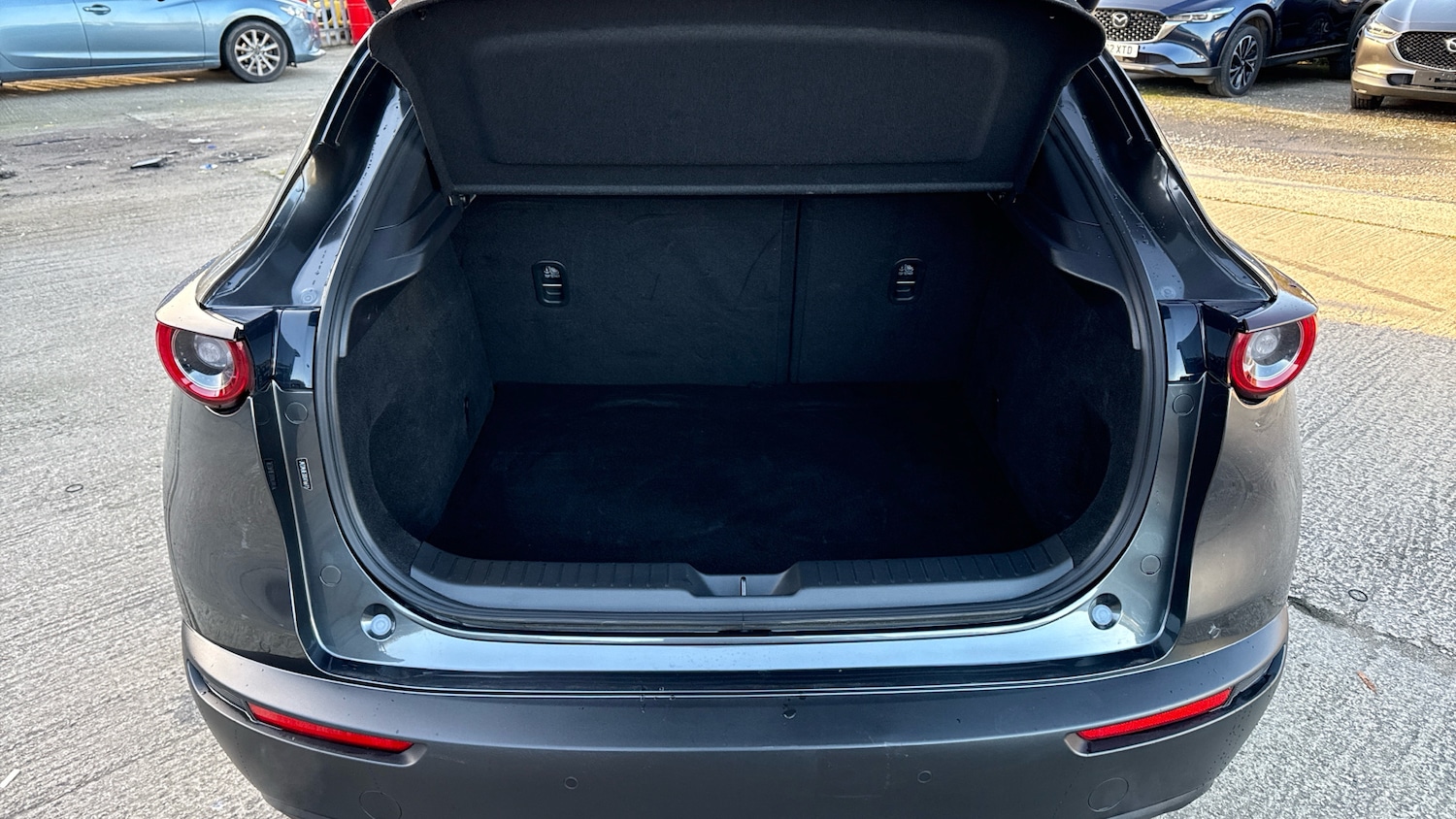 Used Mazda CX-30 2024 for sale - 77062047: Photo 4