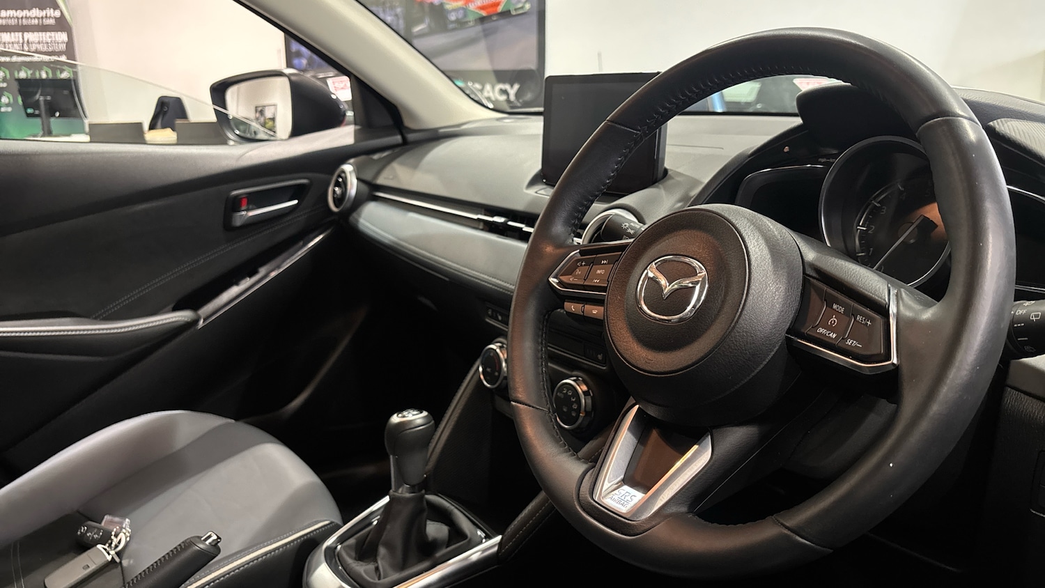 Used Mazda Mazda2 2022 for sale - 76057745: Photo 11