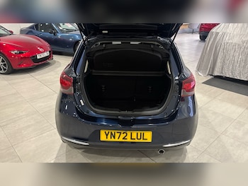 Used Mazda Mazda2 2022 for sale - 76057745: Photo