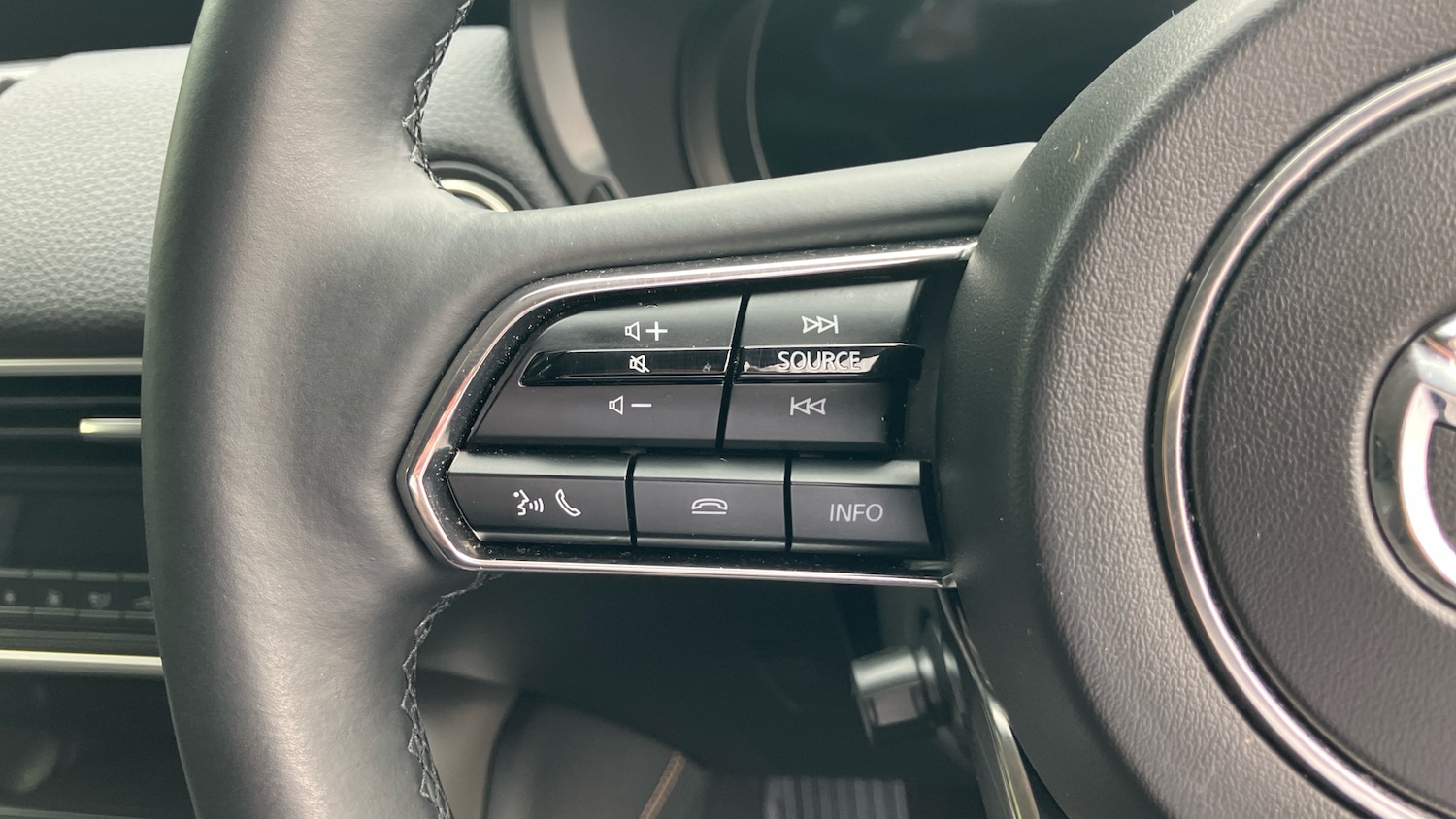 Used Mazda CX-60 2024 for sale - 76157020: Photo 40