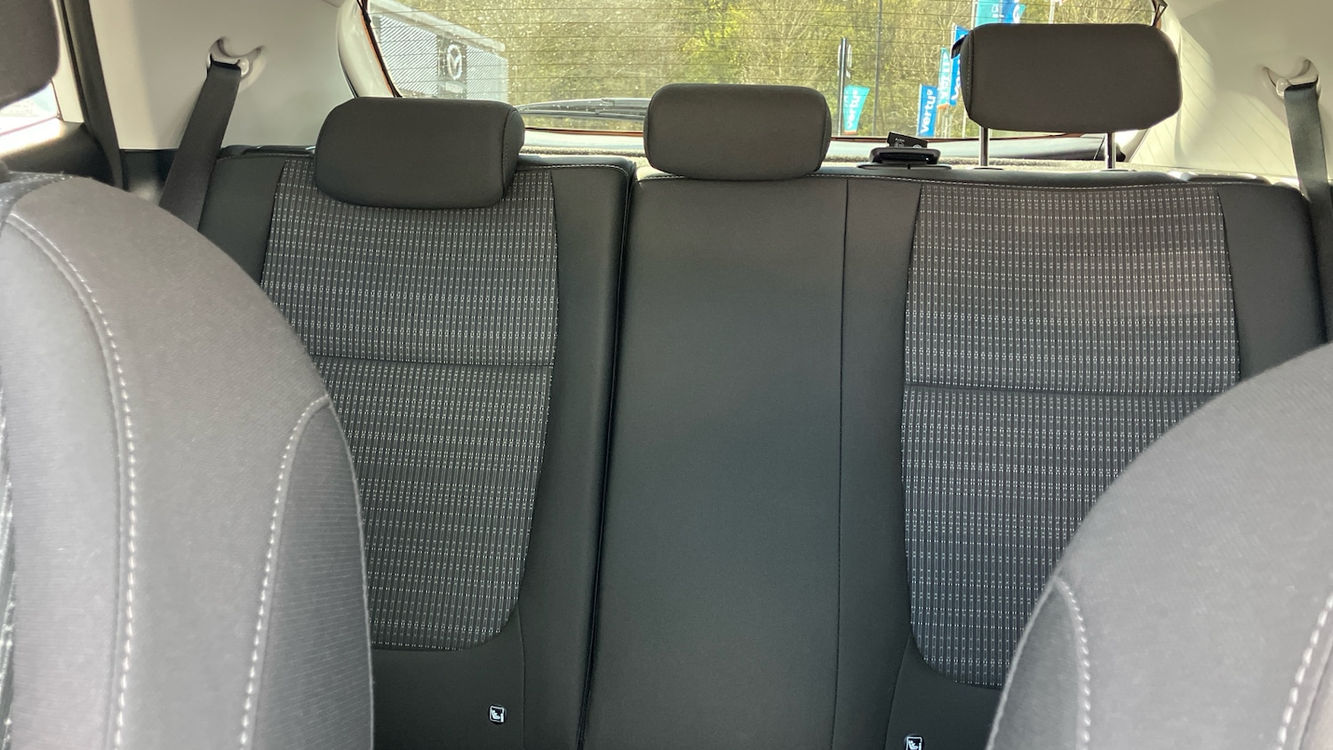 Used Kia Stonic 2023 for sale - 78179492: Photo 15