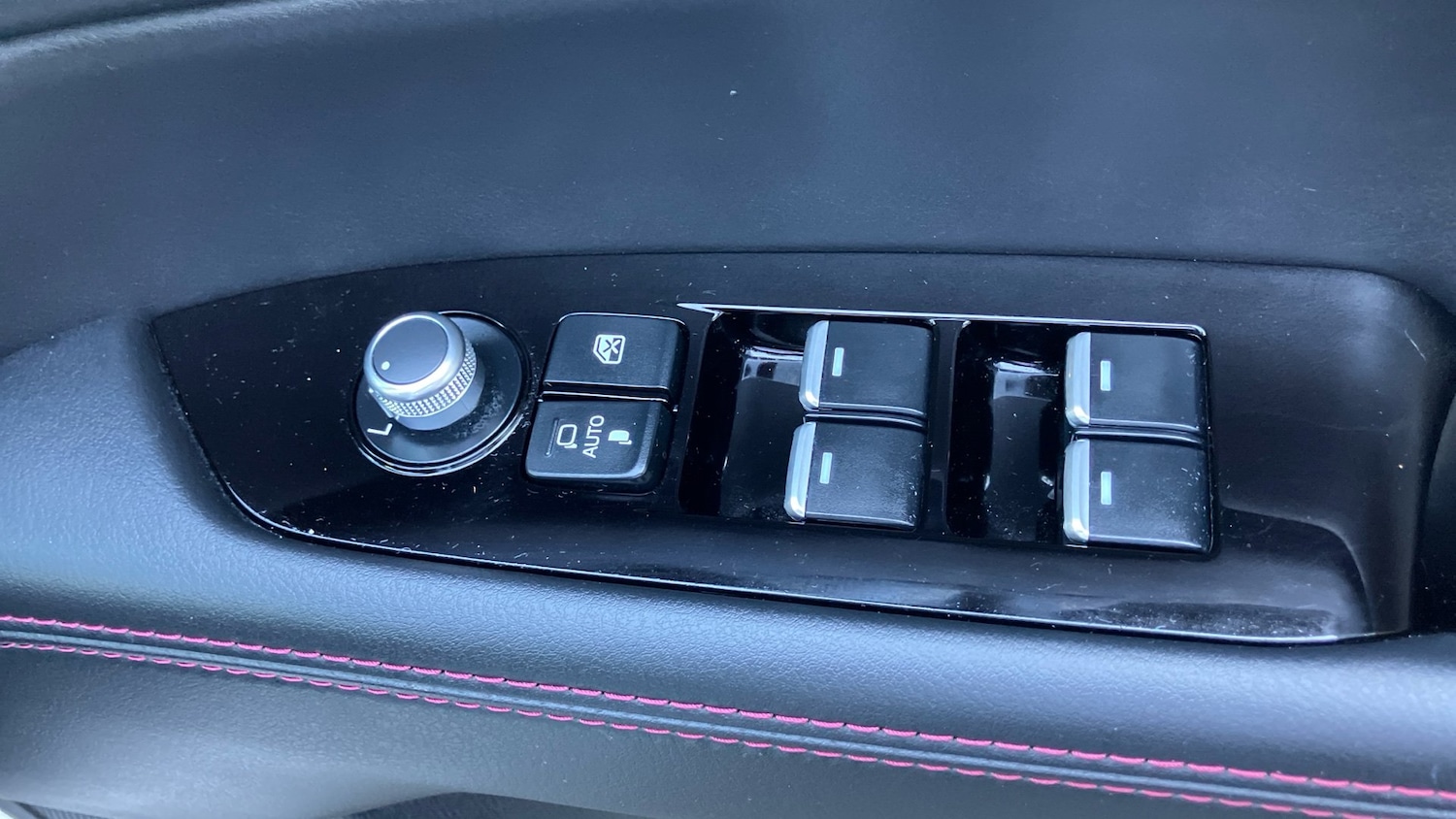Vehicle 28
