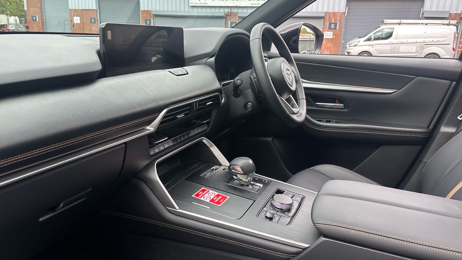 Used Mazda CX-60 2025 for sale - 76764096: Photo 9