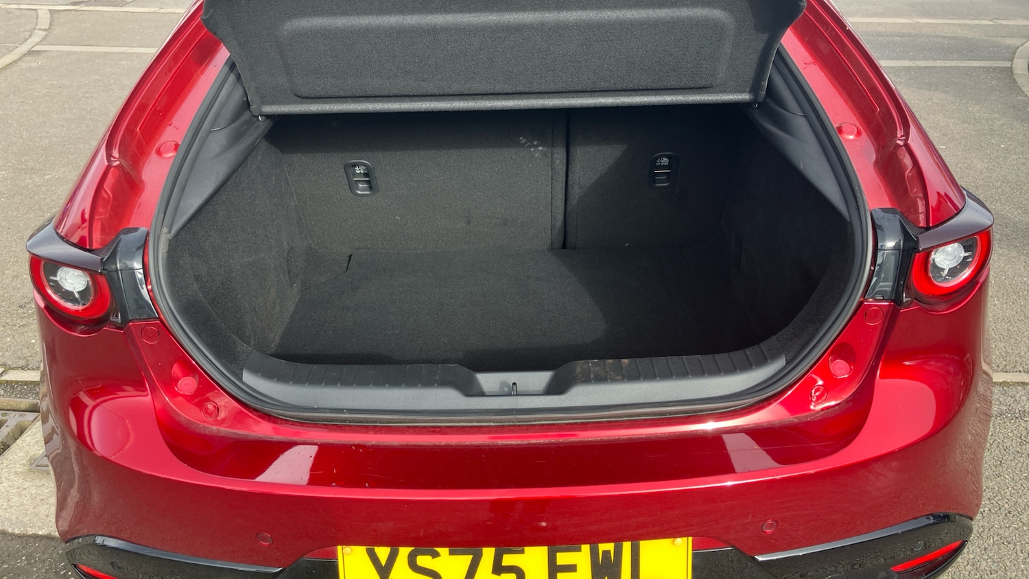 Used Mazda Mazda3 2025 for sale - 77915339: Photo 4