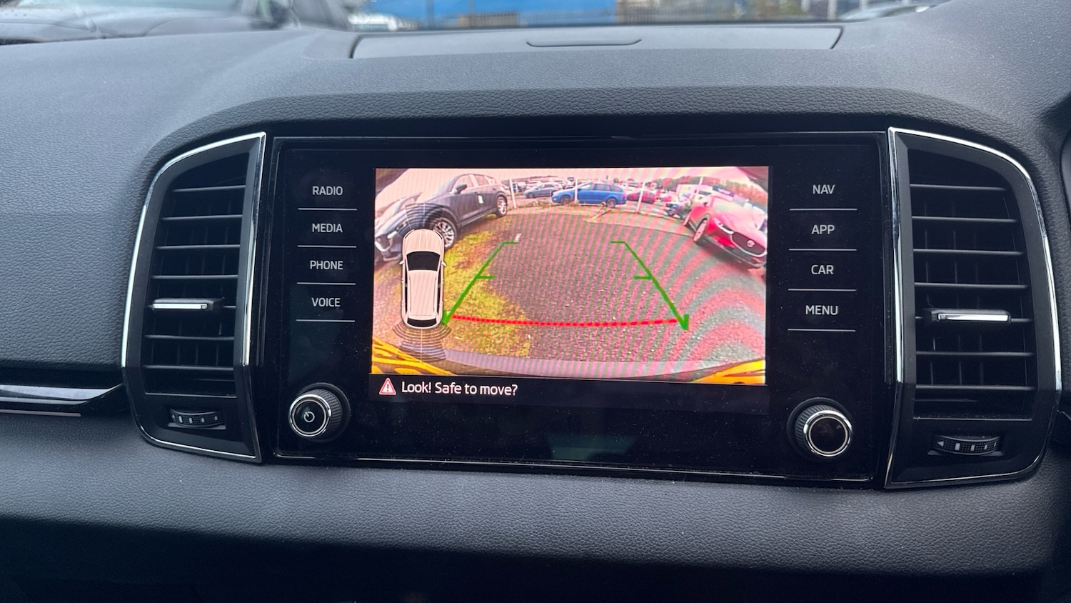 Used Skoda Karoq 2019 for sale - 76719220: Photo 24