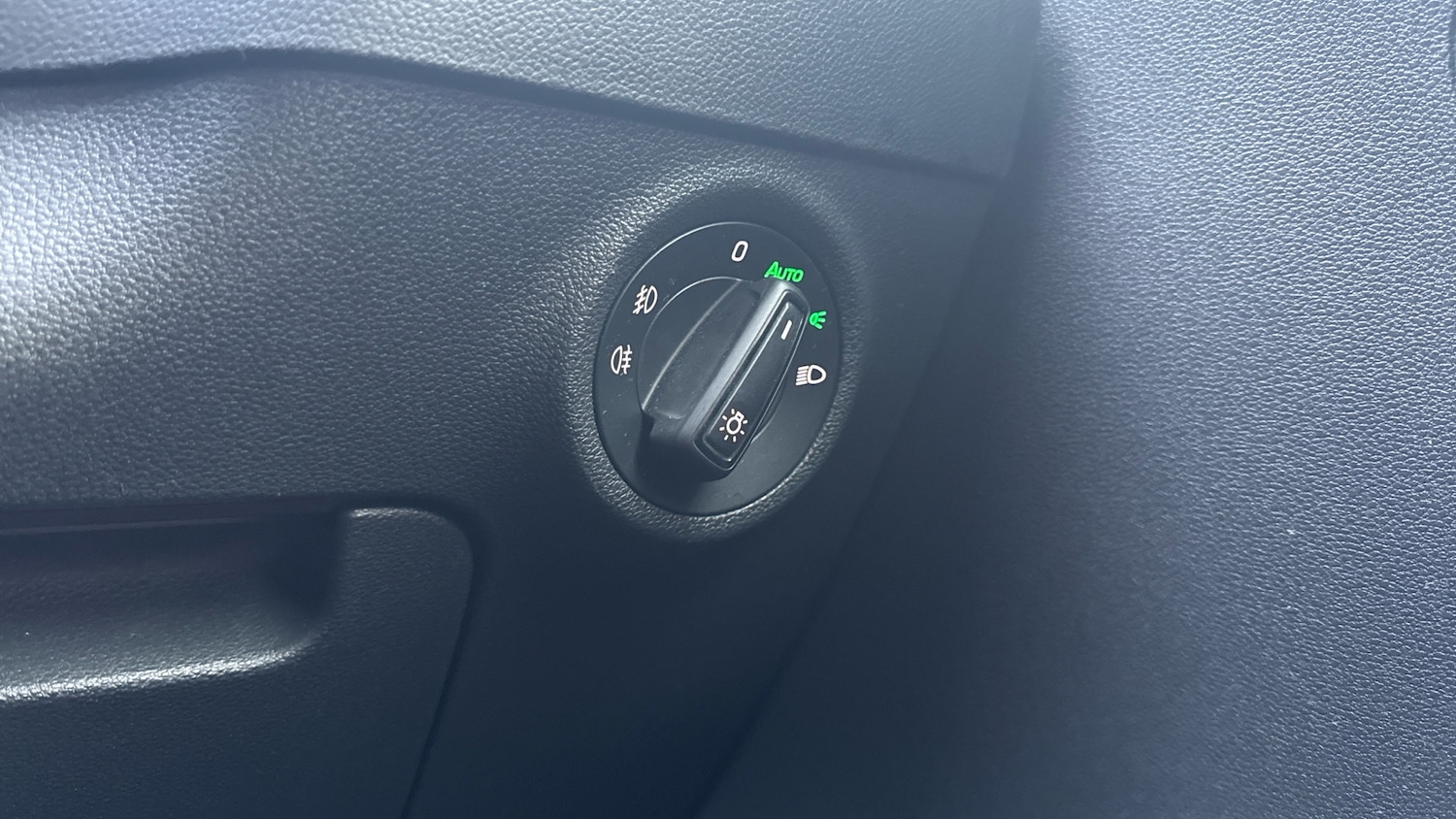 Used Skoda Karoq 2019 for sale - 76719220: Photo 29