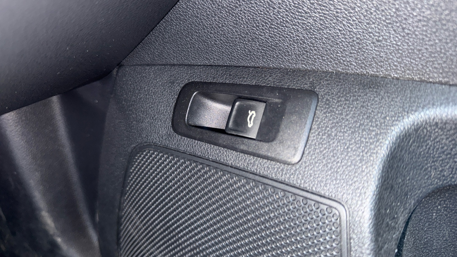 Used Skoda Karoq 2019 for sale - 76719220: Photo 30