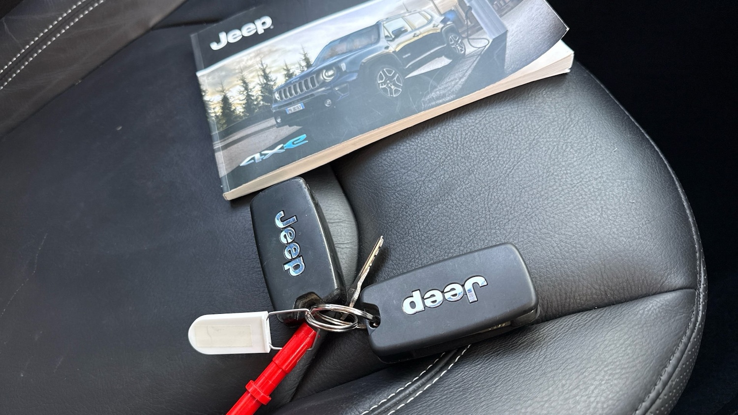 Used Jeep Renegade 2021 for sale - 76611125: Photo 19