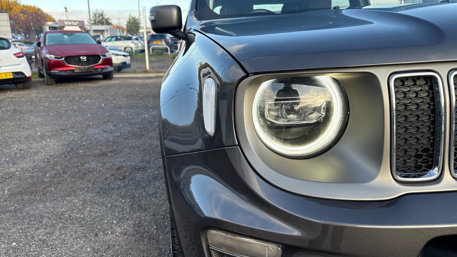 Used Jeep Renegade 2021 for sale - 76611125: Photo 25