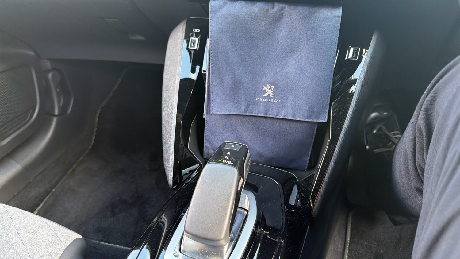 Used Peugeot 208 2021 for sale - 77728935: Photo 19