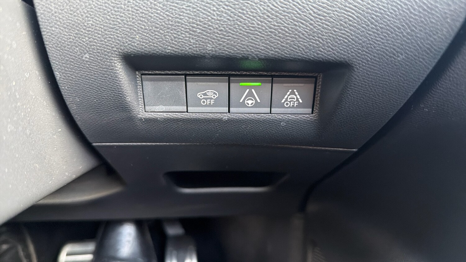 Used Peugeot 208 2021 for sale - 77728935: Photo 22