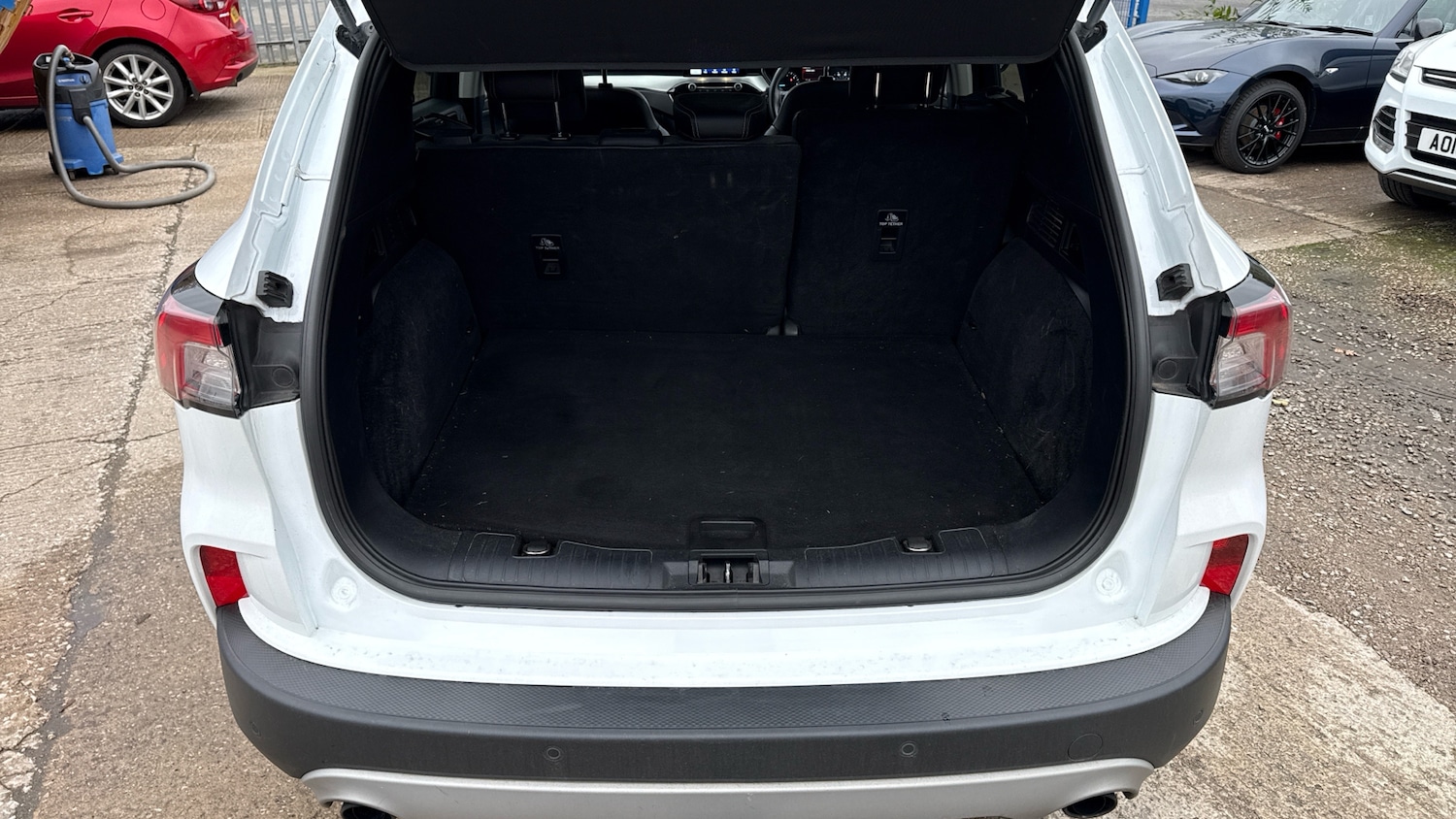 Used Ford Kuga 2020 for sale - 76517532: Photo 4