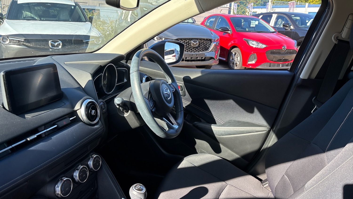 Used Mazda Mazda2 2021 for sale - 76045915: Photo 9