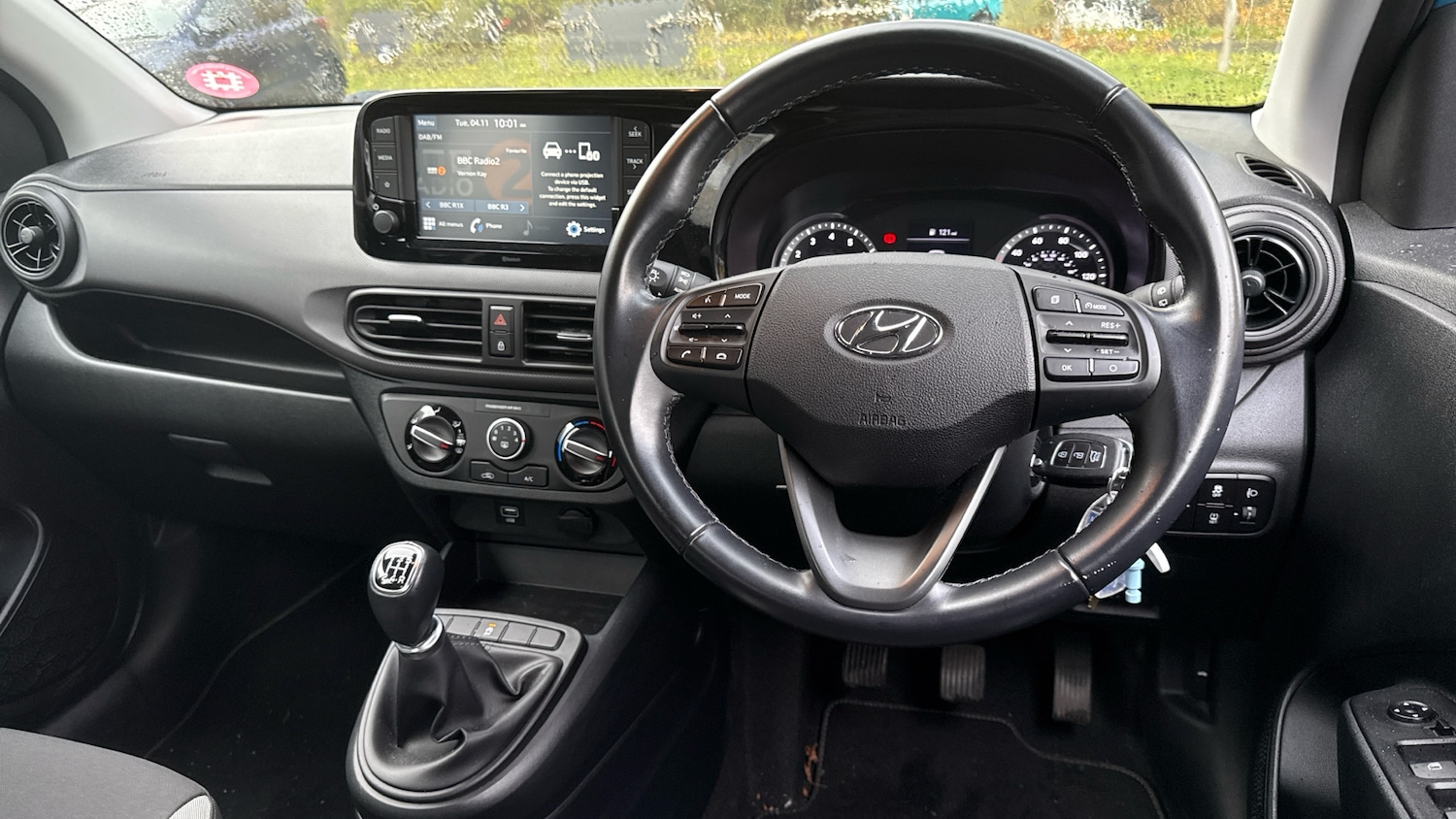 Used Hyundai i10 2021 for sale - 76517531: Photo 10