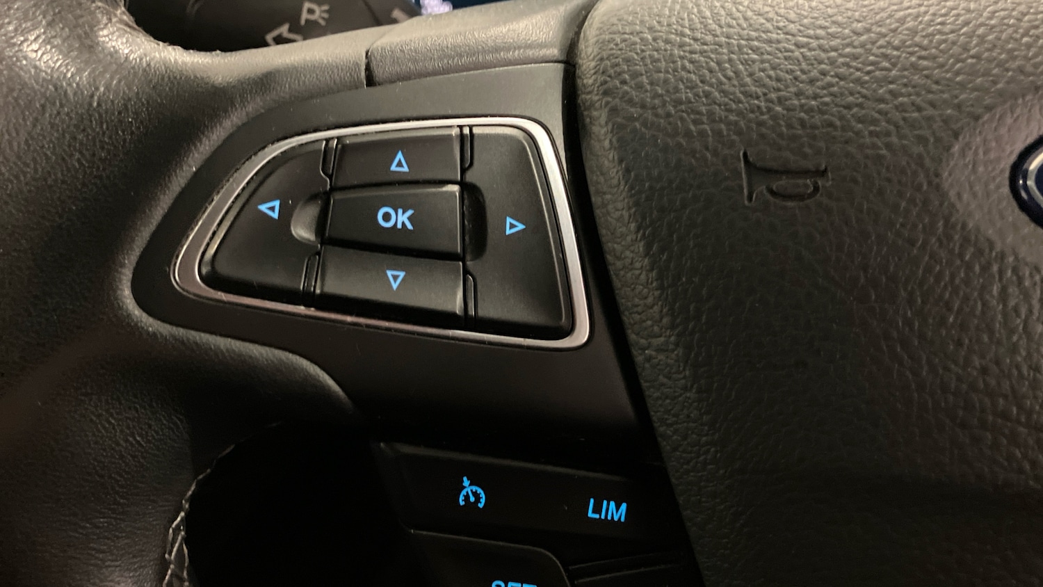 Used Ford Kuga 2017 for sale - 77296401: Photo 28