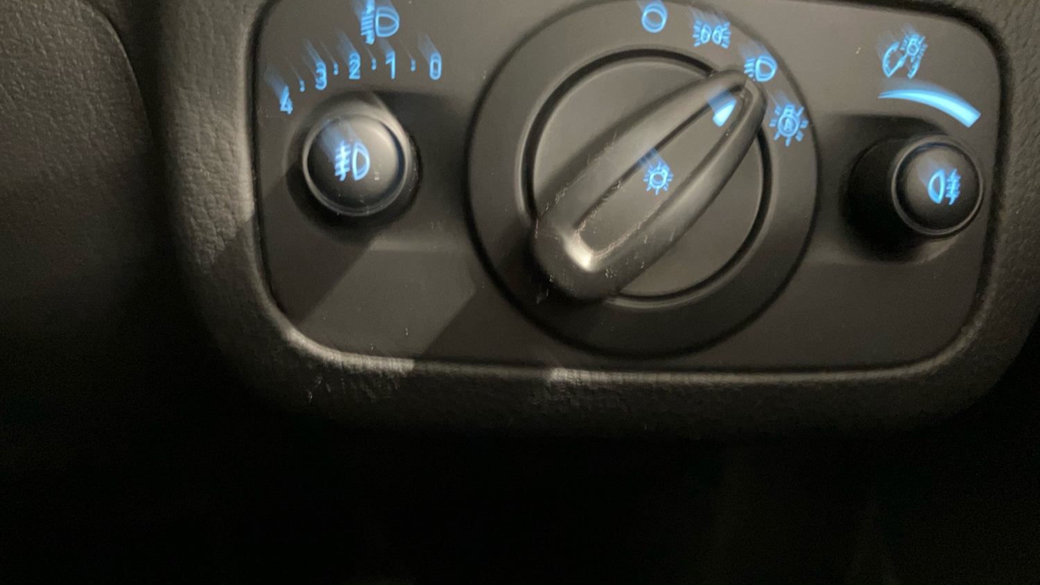 Used Ford Kuga 2017 for sale - 77296401: Photo 33