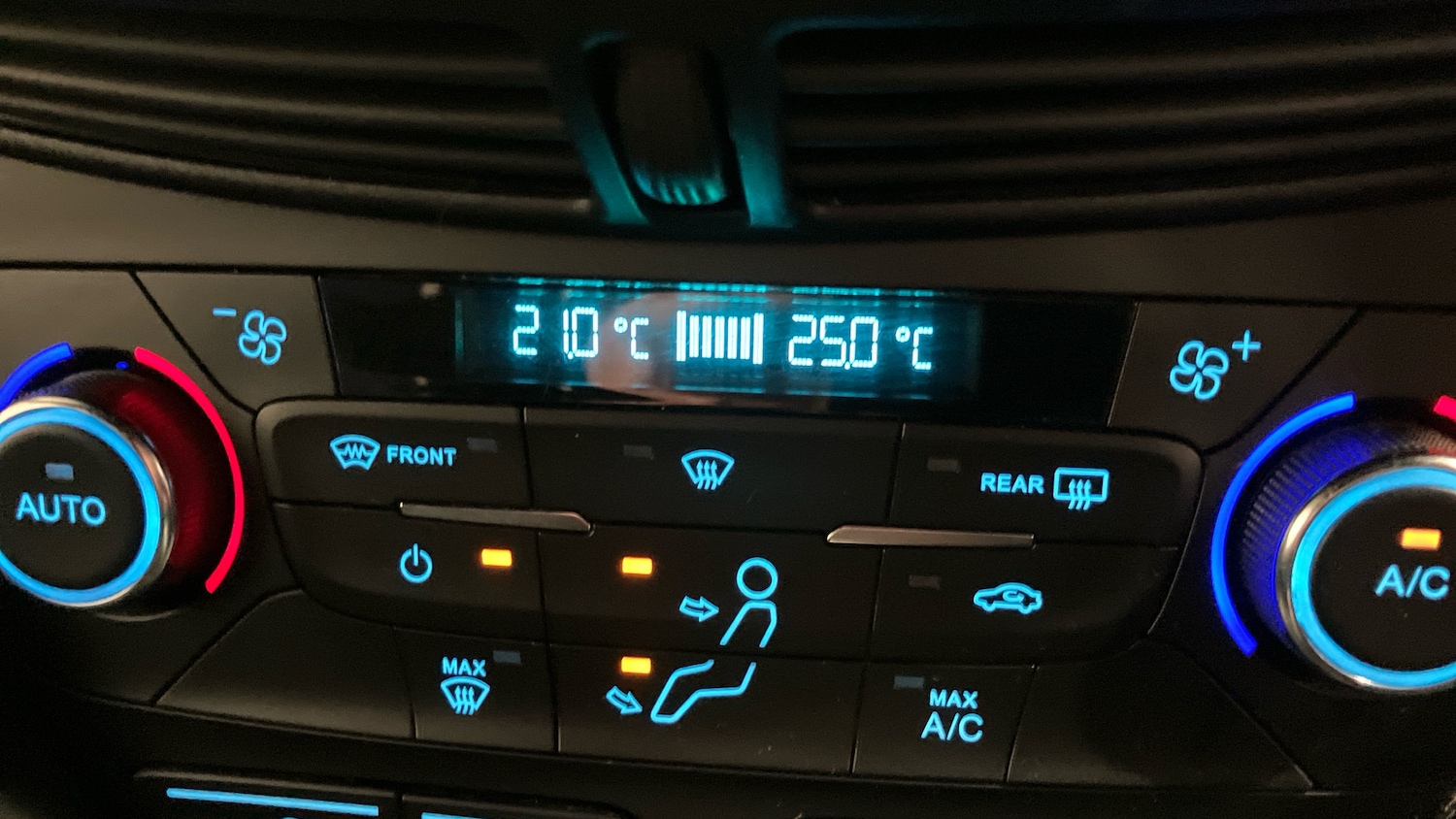 Used Ford Kuga 2017 for sale - 77296401: Photo 34