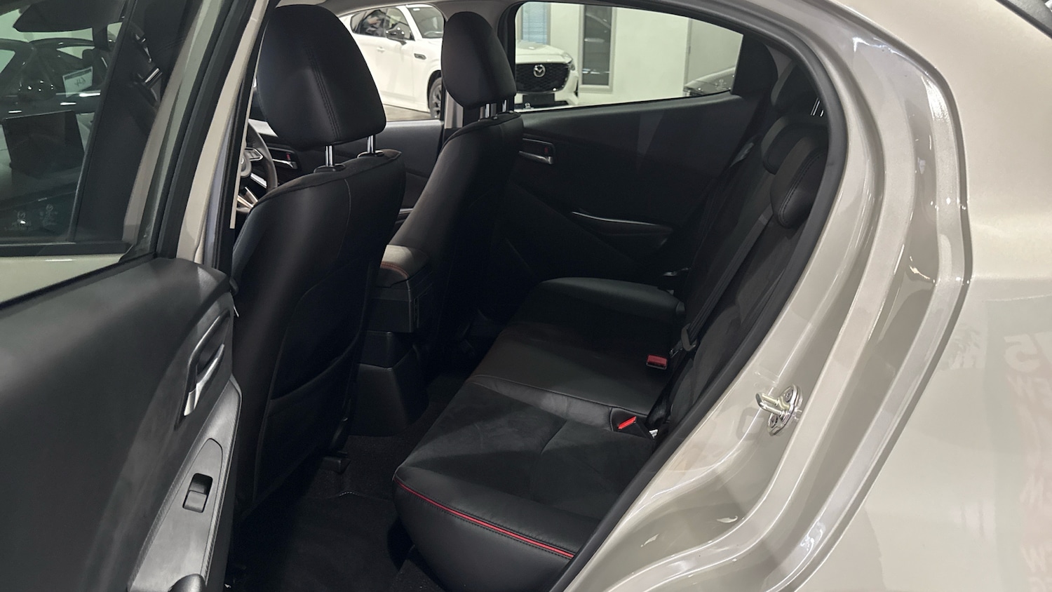 Used Mazda Mazda2 2024 for sale - 76766861: Photo 16