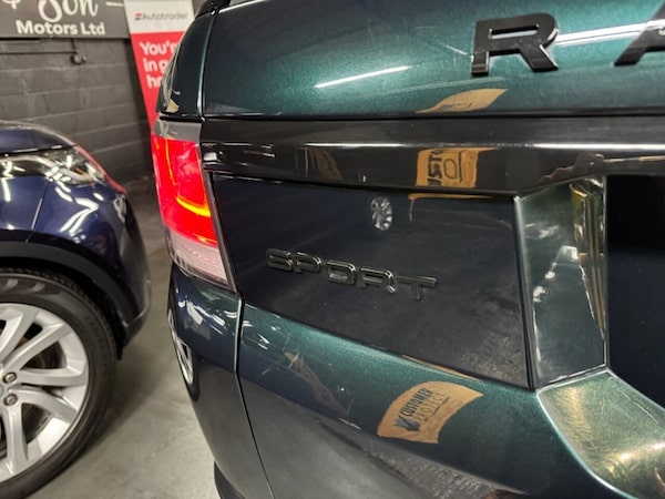 Used Land Rover Range Rover Sport 2015 for sale - 76223860: Photo 16