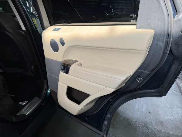 Used Land Rover Range Rover Sport 2015 for sale - 76223860: Photo 36