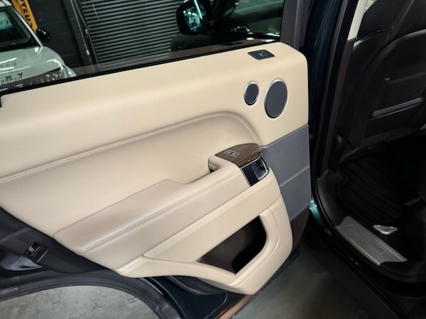 Used Land Rover Range Rover Sport 2015 for sale - 76223860: Photo 42