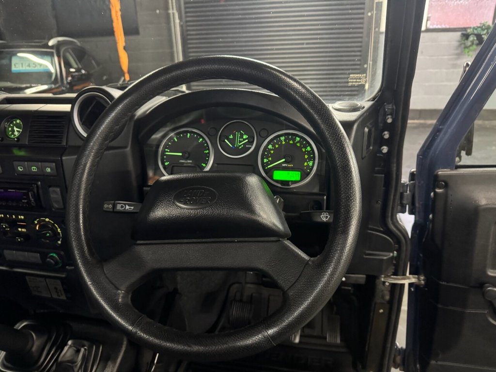 Used Land Rover Defender 2012 for sale - 77139645: Photo 23