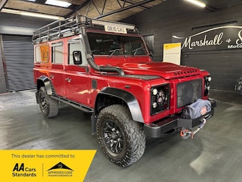 Used Land Rover Defender 110 2010 for sale - 75559920: Photo