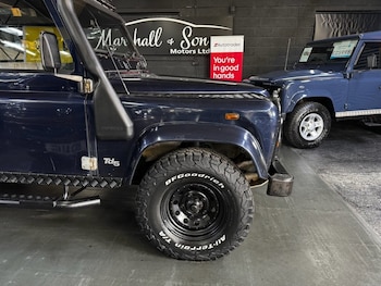Used Land Rover Defender 2000 for sale - 78805625: Photo