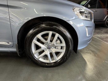 Used Volvo XC60 2017 for sale - 75573535: Photo