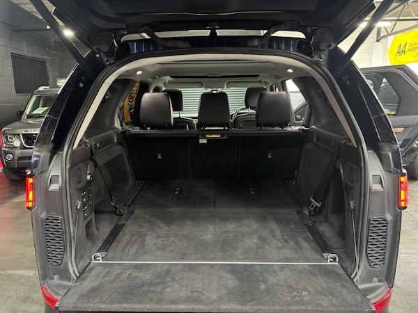 Used Land Rover Discovery 5 2018 for sale - 75675875: Photo 28