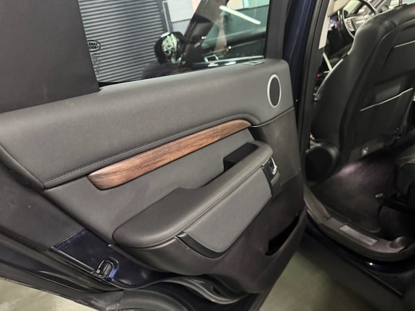 Used Land Rover Discovery 5 2018 for sale - 75675875: Photo 33
