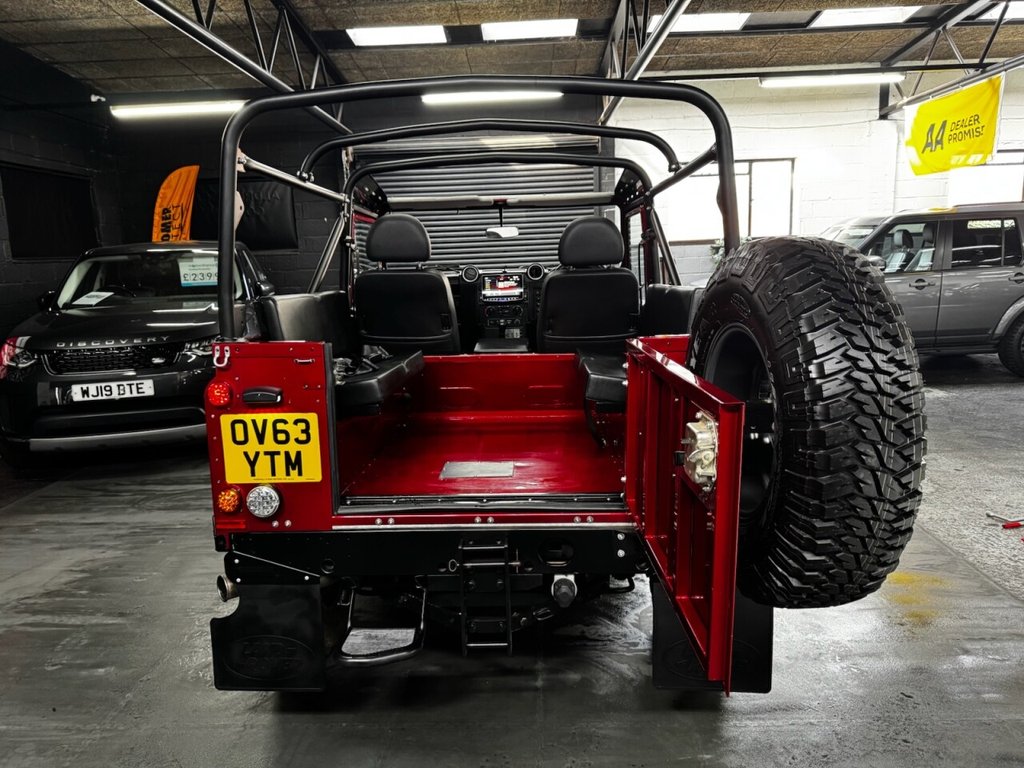 Used Land Rover Defender 90 2013 for sale - 77967611: Photo 19