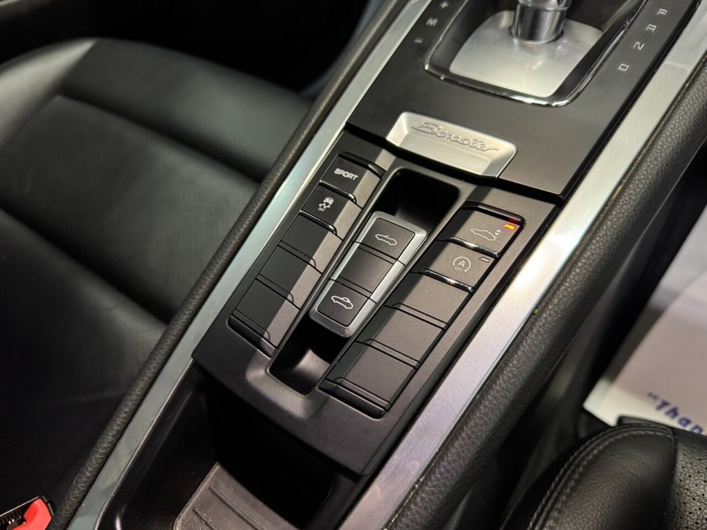 Used Porsche Boxster 2015 for sale - 76235601: Photo 20