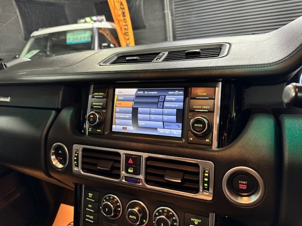 Used Land Rover Range Rover 2011 for sale - 76291177: Photo 22
