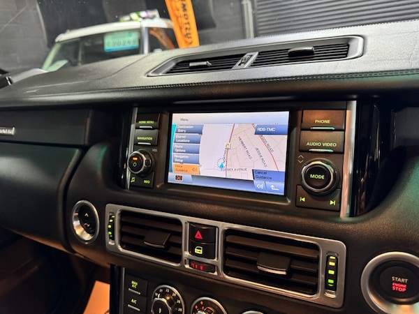 Used Land Rover Range Rover 2011 for sale - 76291177: Photo 32