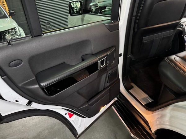 Used Land Rover Range Rover 2011 for sale - 76291177: Photo 42