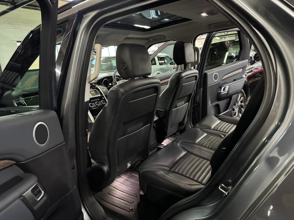 Used Land Rover Discovery 2017 for sale - 76367957: Photo 36