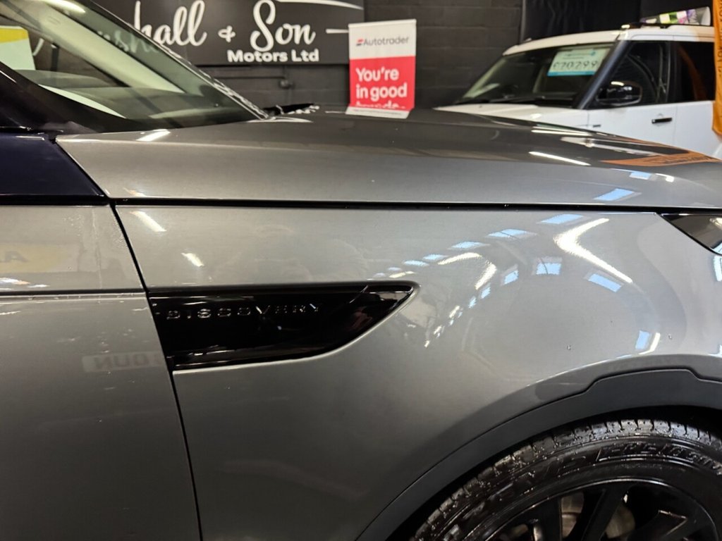 Used Land Rover Discovery 2017 for sale - 76367957: Photo 5