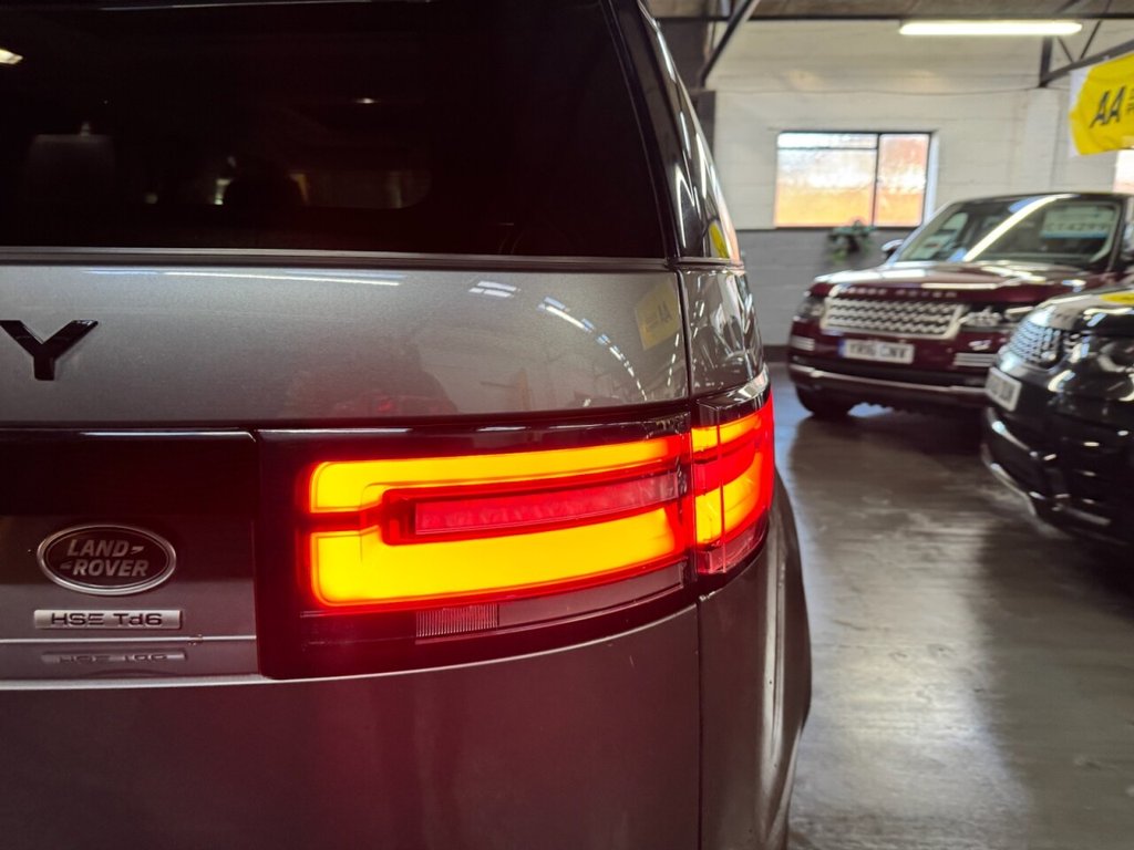 Used Land Rover Discovery 2017 for sale - 76367957: Photo 9
